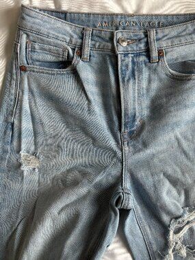 AE Ripped Mom Jean